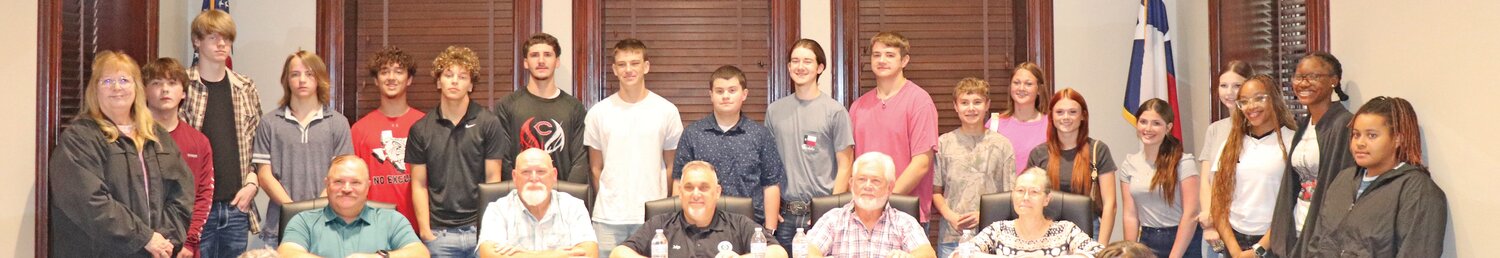 Summer work program participants see county govt. up close