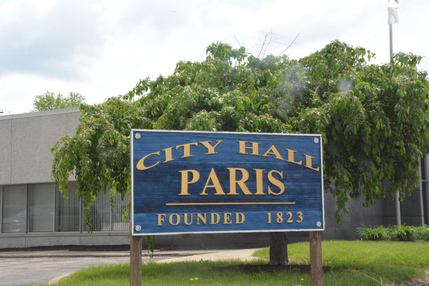 City of Paris sets $23 million budget - The Prairie Press