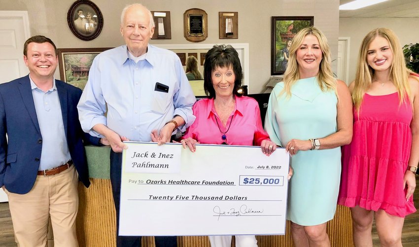 Ozarks Healthcare Foundation has received a gift of $25,000 to support the foundation&rsquo;s fundraising campaign for a mobile mammography unit. From left: Ozarks Healthcare Vice President of Development Josh Reeves, donors Jack and Inez Pahlmann, their daughter Kim Grennan and their granddaughter, Kim&rsquo;s daughter, Sydni Miller.