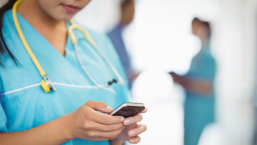 A research team at the University of Missouri is examining how a common form of communication &mdash; texting &mdash; can be used by nursing home staff to speed up decision-making and prevent the decline of residents&rsquo; health that can lead to costly and traumatic hospital transfers.