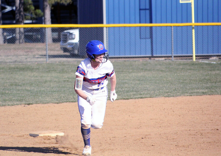 FRESHMAN LEXIE GASTINEAU, Ava, races toward third during the second game of the Grizzlies&rsquo; double-header Tuesday, Feb. 20, against North Arkansas College. Gastineau had three stolen bases in the contest. (MSU-WP Photo)