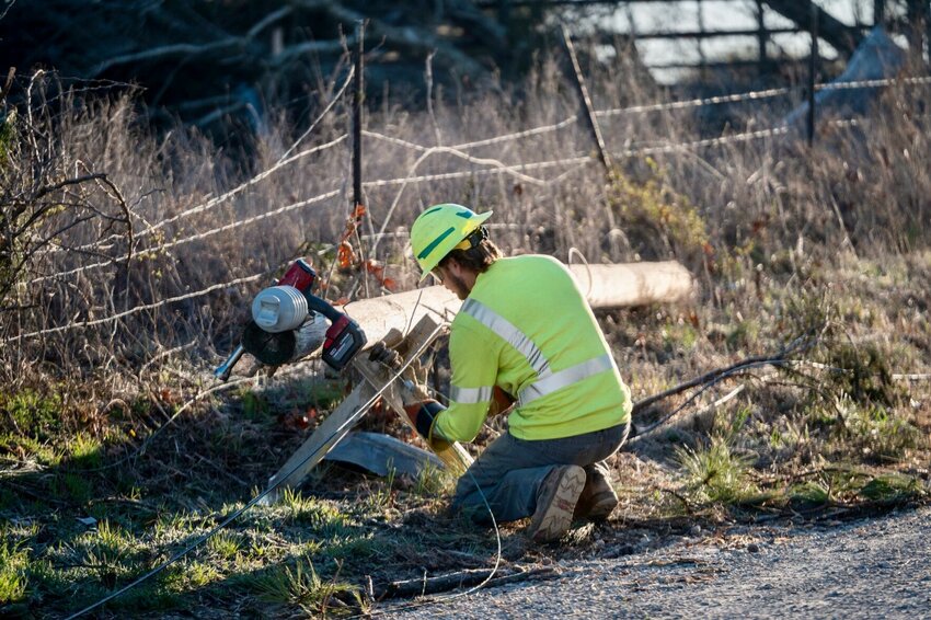 Howell-Oregon Electric Cooperative linemen continue to work to restore power to members after Friday's severe weather and tornadoes damaged multiple power lines and utility poles, as well as three substations across its service area. As of Tuesday morning, about 1,943 members were still without power, and 2,000 had power restored, according to officials.