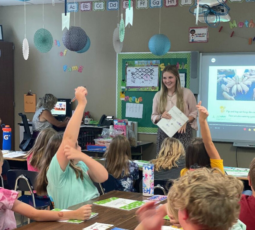 FFA student educators in Alton lead a lesson about Missouri Pork in one of 10 Ag Moves lessons.