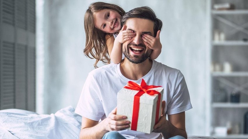 4 ways to turn holiday gifts into shared experiences