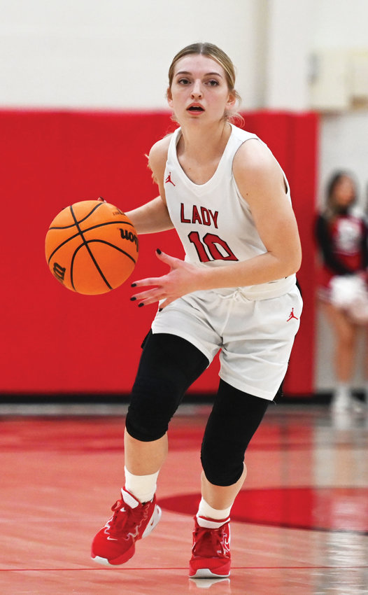 Purcell junior Jenna Avery reverses the basketball while running the Dragons&rsquo; offense. Purcell plays at Pauls Valley tonight (Thursday) for a makeup game.