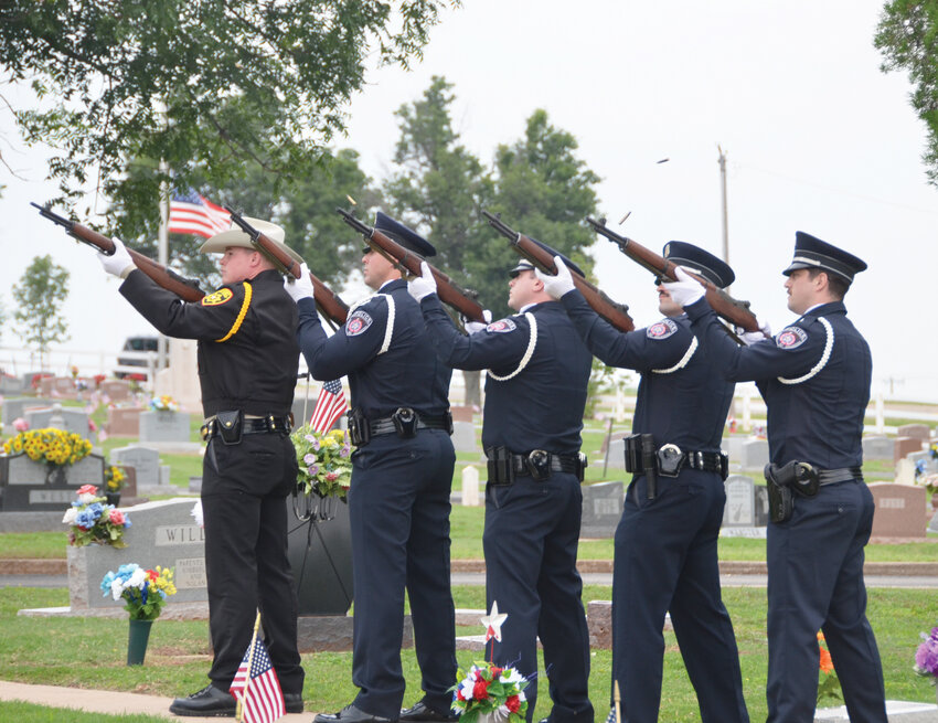 A combined honor guard from the McClain County Sheriff&rsquo;s Department and Purcell Police fired off a salute at the annual Memorial Day Ceremony at Hillside Cemetery last Monday. Taking part in the salute were Sheriff Deputy Justin Rowe, Det. Brayden Bulliver and officers Kyle Mobley, Jerry Pittman and Daniel Fumi.