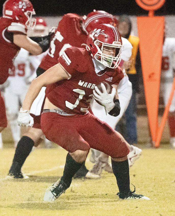 Washington senior Kade Norman had 136 yards on 12 carries and three touchdowns during the Warriors&rsquo; 62-0 win over Comanche Friday night.