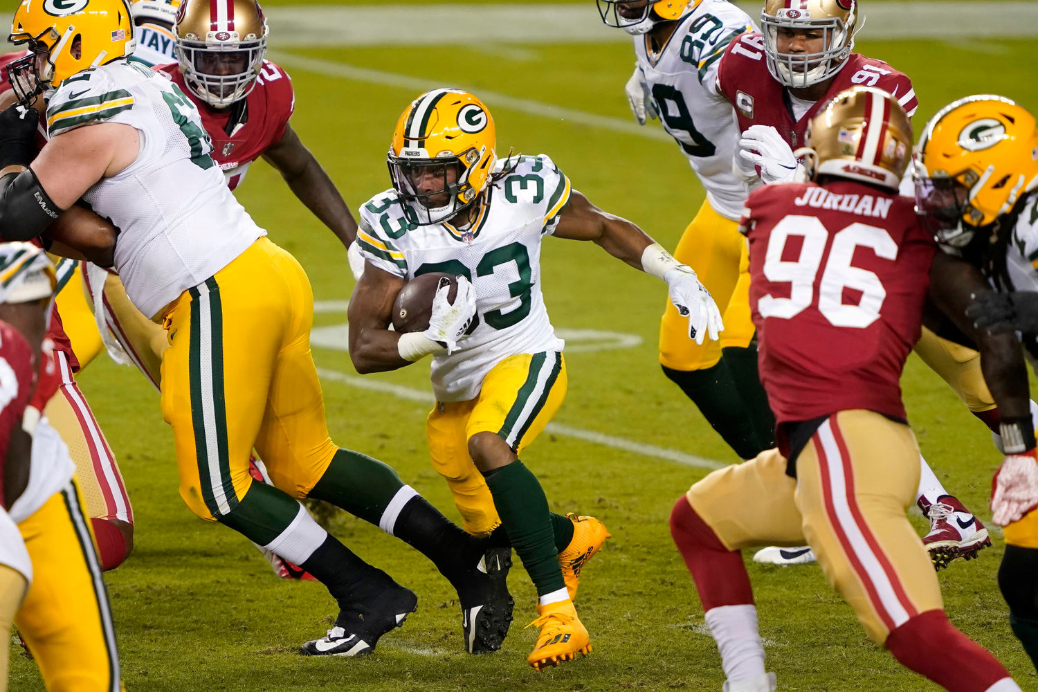 Photos: Green Bay Packers rout shorthanded San Francisco 49ers - Purcell  Register