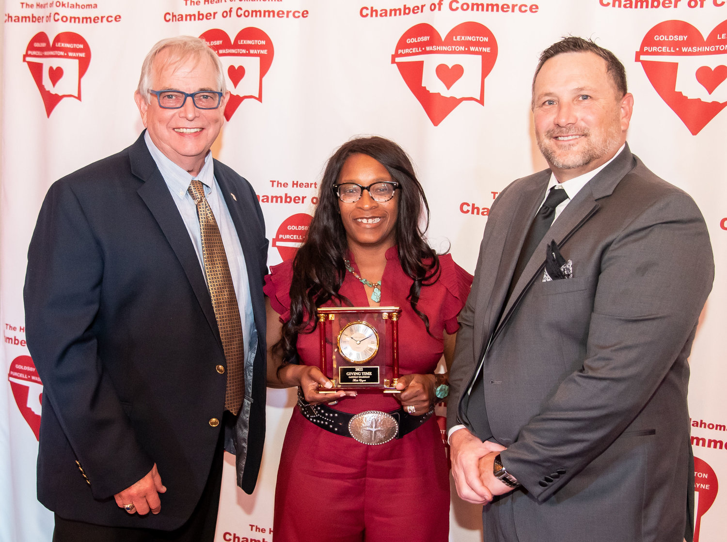 City Councilwoman Theda Engert was honored at the chamber banquet as the Gateway Guardian Award winner. Making the presentation were City Manager Dale Bunn and Chamber President Chris Goldsby. The Gateway Guardian Award is given annually to a person who demonstrates leadership in government.