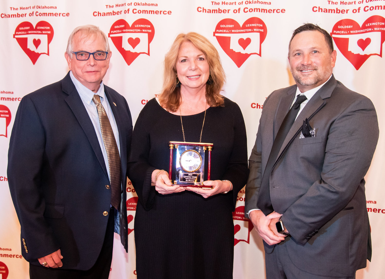 Purcell teacher Lori Frankenberg was honored at the chamber of commerce banquet as the Vision Guardian winner.  Making the presentation was City Manager Dale Bunn and Chamber President Chris Goldsby. Frankenberg teaches at the Purcell Intermediate School. The Vision Guardian Award is presented annually to an individual who exemplifies distinguished leadership in education.