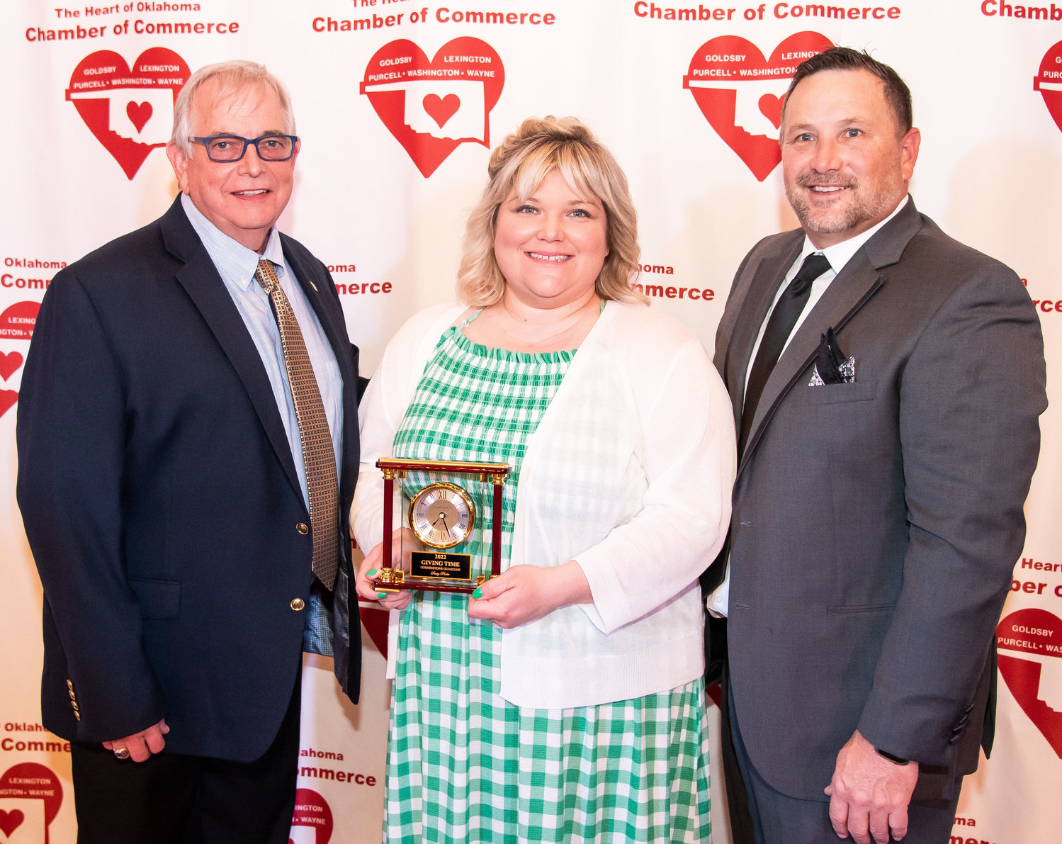 Purcell business woman Savannah Pyle was honored at the chamber banquet last Thursday as the Cornerstone Guardian winner. Pyle operates Savvy Parke in downtown Purcell. Making the presentation was City Manager Dale Bunn and Chamber President Chris Goldsby. The Cornerstone Guardian Award is given annually to honor distinguished corporate leadership.
