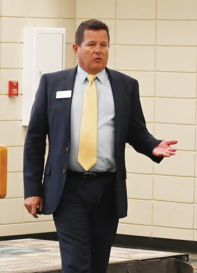 Mid-America Technology Center superintendent Mike Eubank spoke to the Heart of Oklahoma Chamber of Commerce Thursday about the state of the technology center and the programs offered.