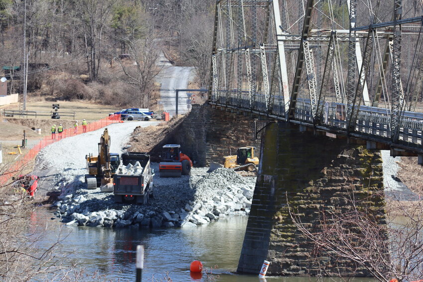 Construction continues at the Skinners Falls Bridge.