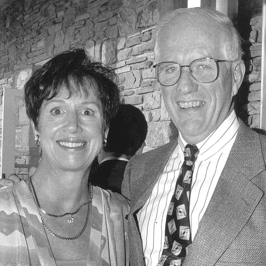 Carole and Dr. Robert Wright will be honored at a tribute dinner on Thursday, October 27.