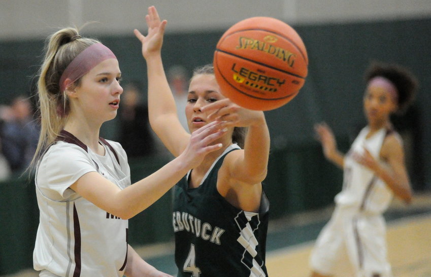 Fingertip control. Manor&rsquo;s Alyssa Peck and Webutuck&rsquo;s Joanna Voight, who posted 12 points.