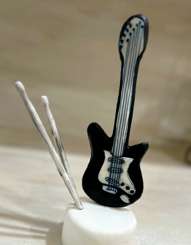 Musical instruments cake toppers