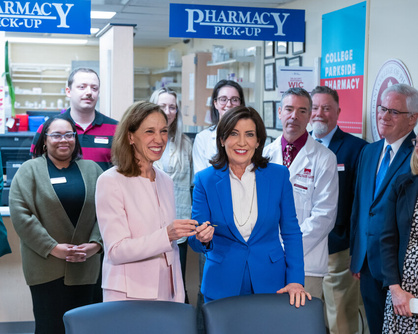 Governor Kathy Hochul, pictured with Assemblymember Amy Paulin, signed the contraception bill on March 19.