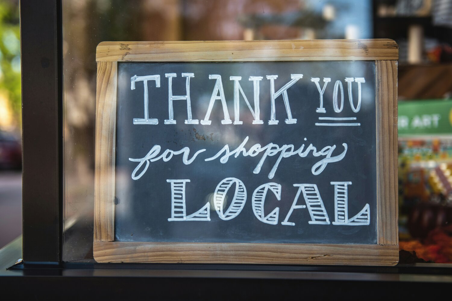 Shopping small - The River Reporter