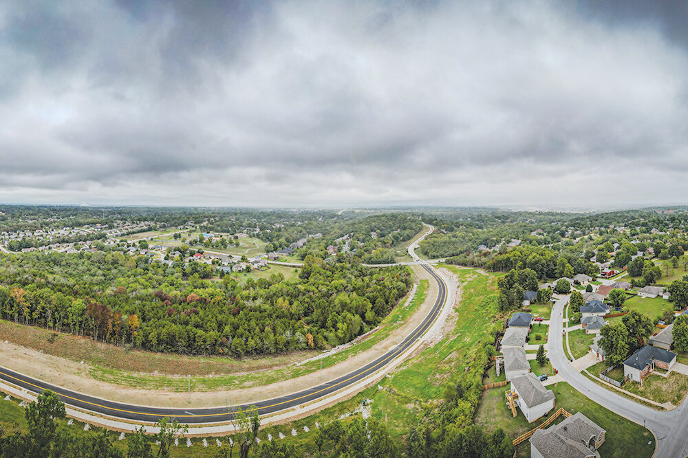 Big New Road: $30M Kansas Expressway extension opens after 4 decades ...