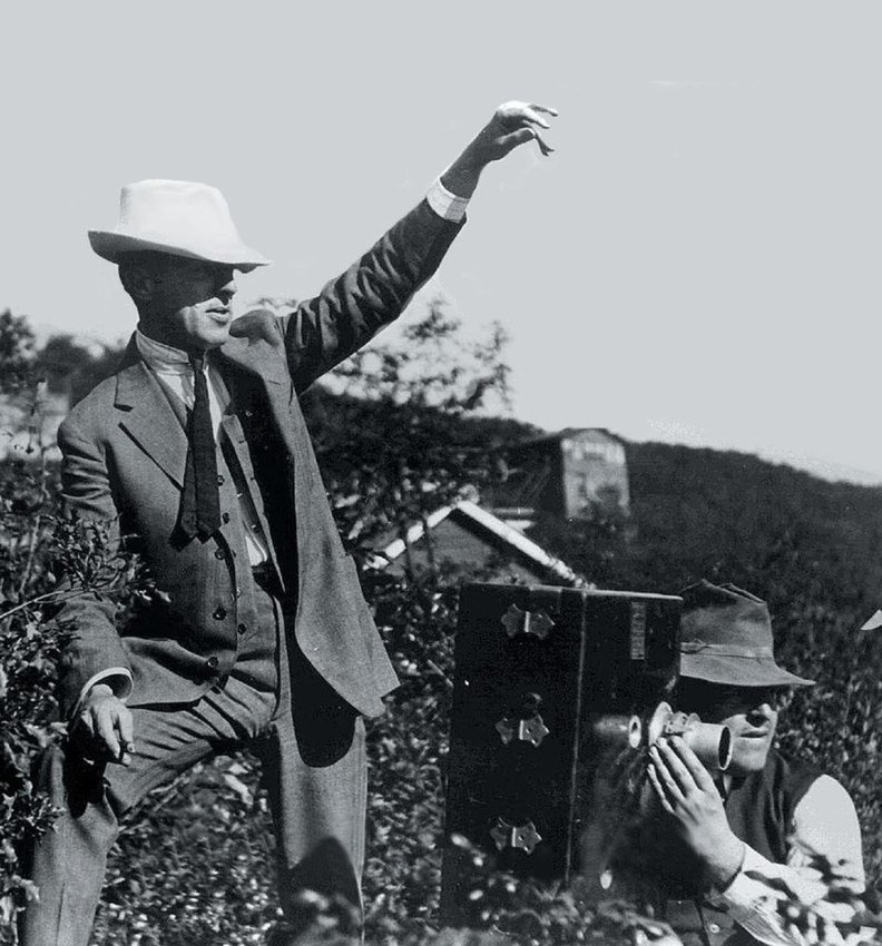 Director D.W. Griffith and cameraman Billy Bitzer on location in Cuddebackville where they discovered &ldquo;the light