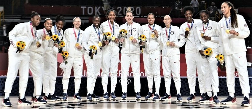 The United States Women&rsquo;s basketball team, winners of the Olympic Gold.