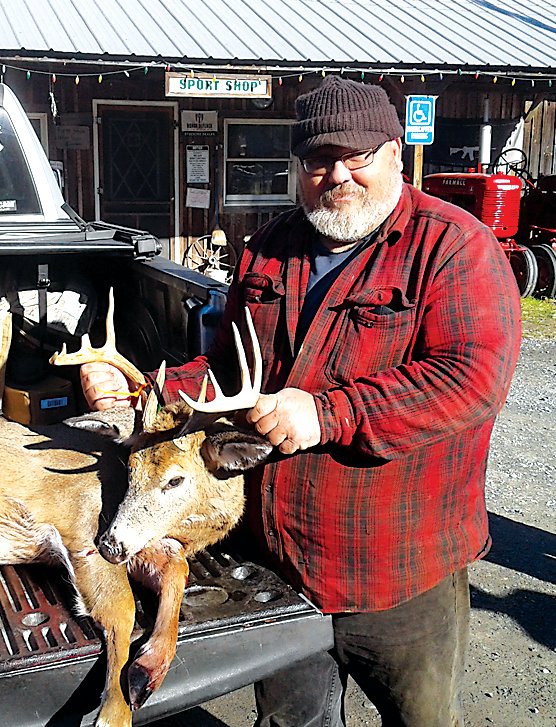 Patrick Cunningham took a 10-pointer that weighed 112 pounds. The buck, shot in the Town of Bethel, scored a 61.25. The buck had 17.25 and 18-inch beams and a 16-inch spread.