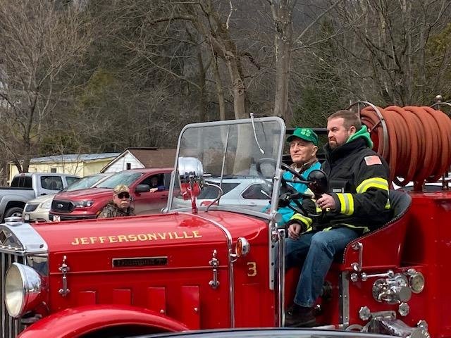 The Annual St. Patrick&rsquo;s Day Parade last Saturday was so much fun with all of Main Street Jeffersonville full of families enjoying the special, melody of bagpipes, firetrucks with marching firefighters and more!