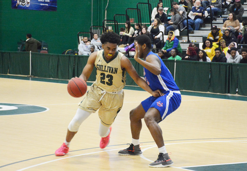 Darius Lee, left, is pictured in 2019 leading the Generals to a win over the SUNY Ulster Senators.