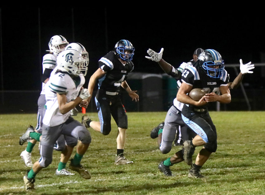 Rally Cruz breaks free for a long run that helped set up Sullivan West&rsquo;s first TD scored by Andrew Hubert.