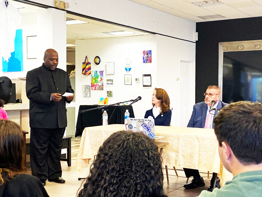 Moderated by Dr. Sean Wall-Carty, The Black Library in Monticello served as the venue for a candidate forum on local State Assembly and Senate races, organized by the Sullivan County NAACP.