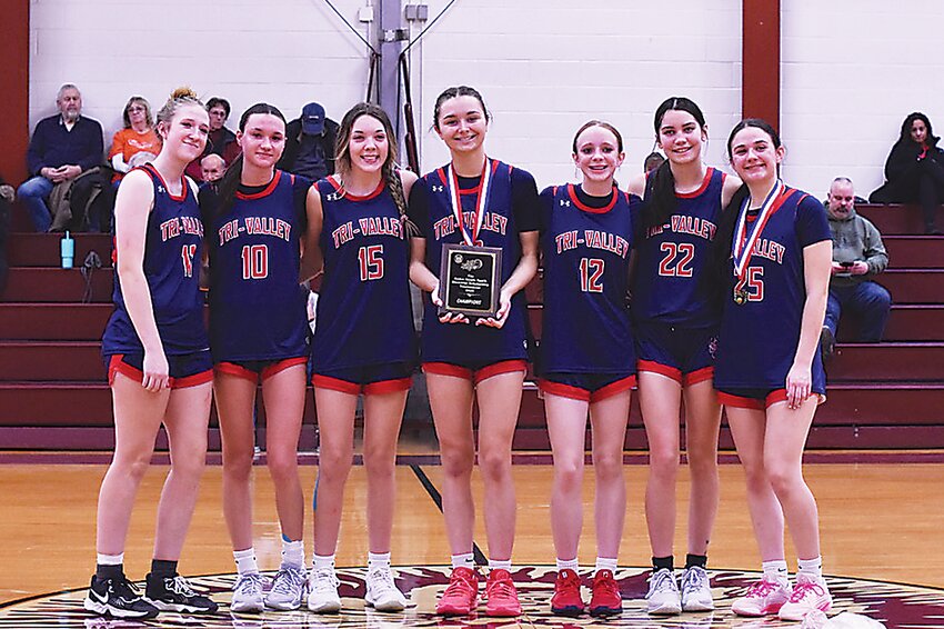 Tournament Champs the Tri-Valley Bears. From left to right: Kaitlyn Stungis, Allyson Chevalier, Brynn Poley, Jenna Carmody, Avery Carrier, Angelia Raykoff, and Jordyn Dymond.