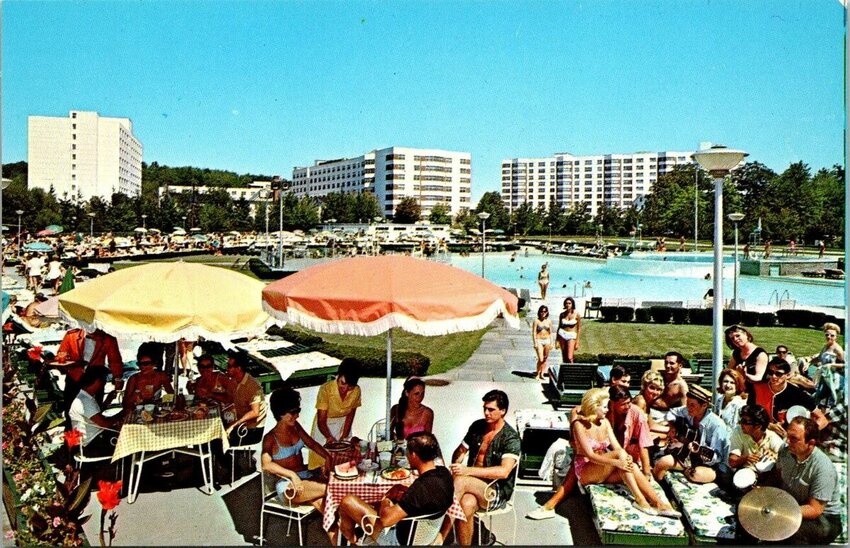 Kiamesha Lake NY The Concord Hotel Al Fresco poolside postcard