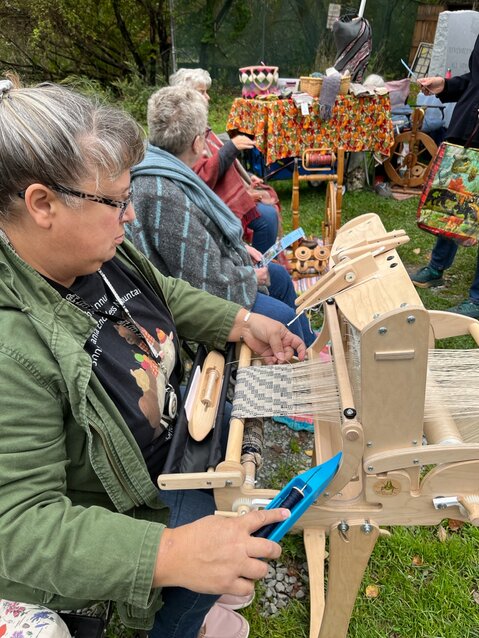 Woodland Weavers meet April 26