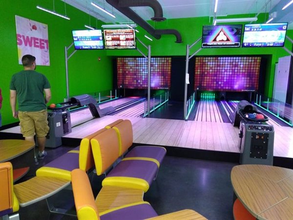 A typical 4 lane set-up for the AMF Highway 66 bowling.