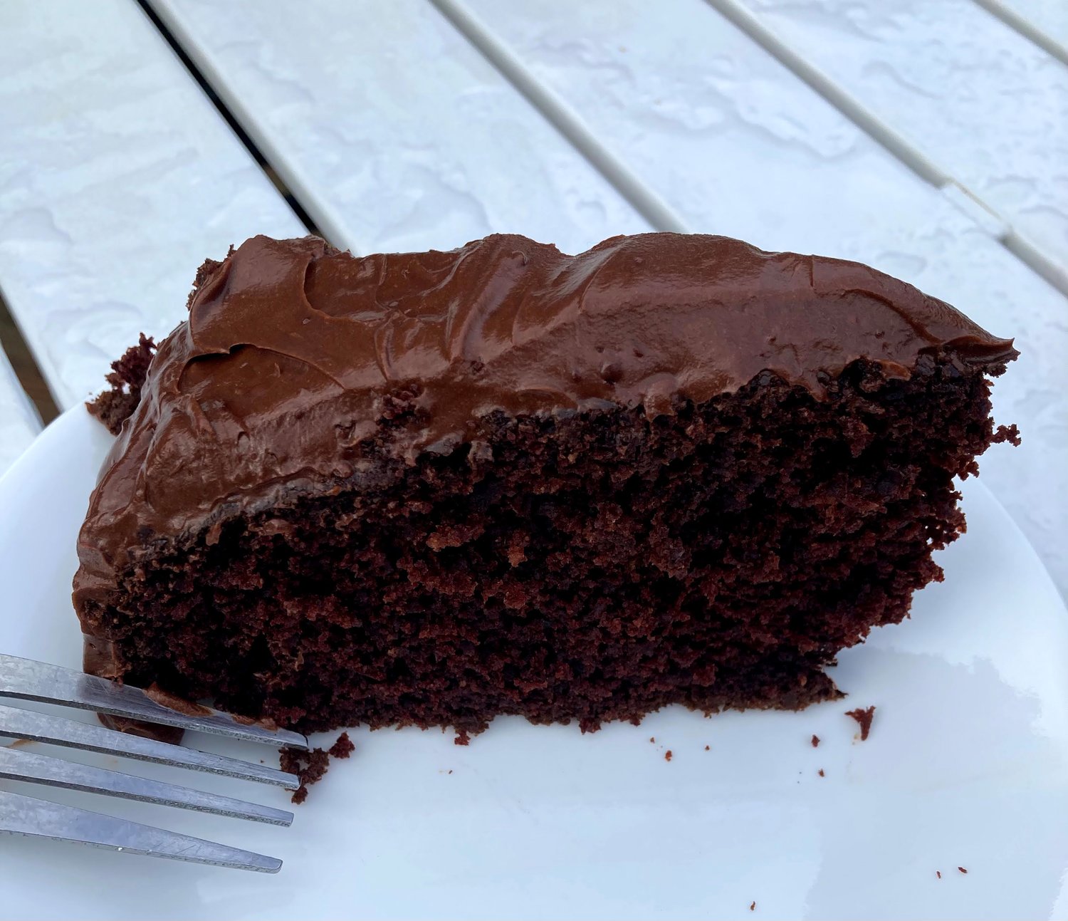 This delicious chocolate cake is easy to make and great for weekend get togethers.