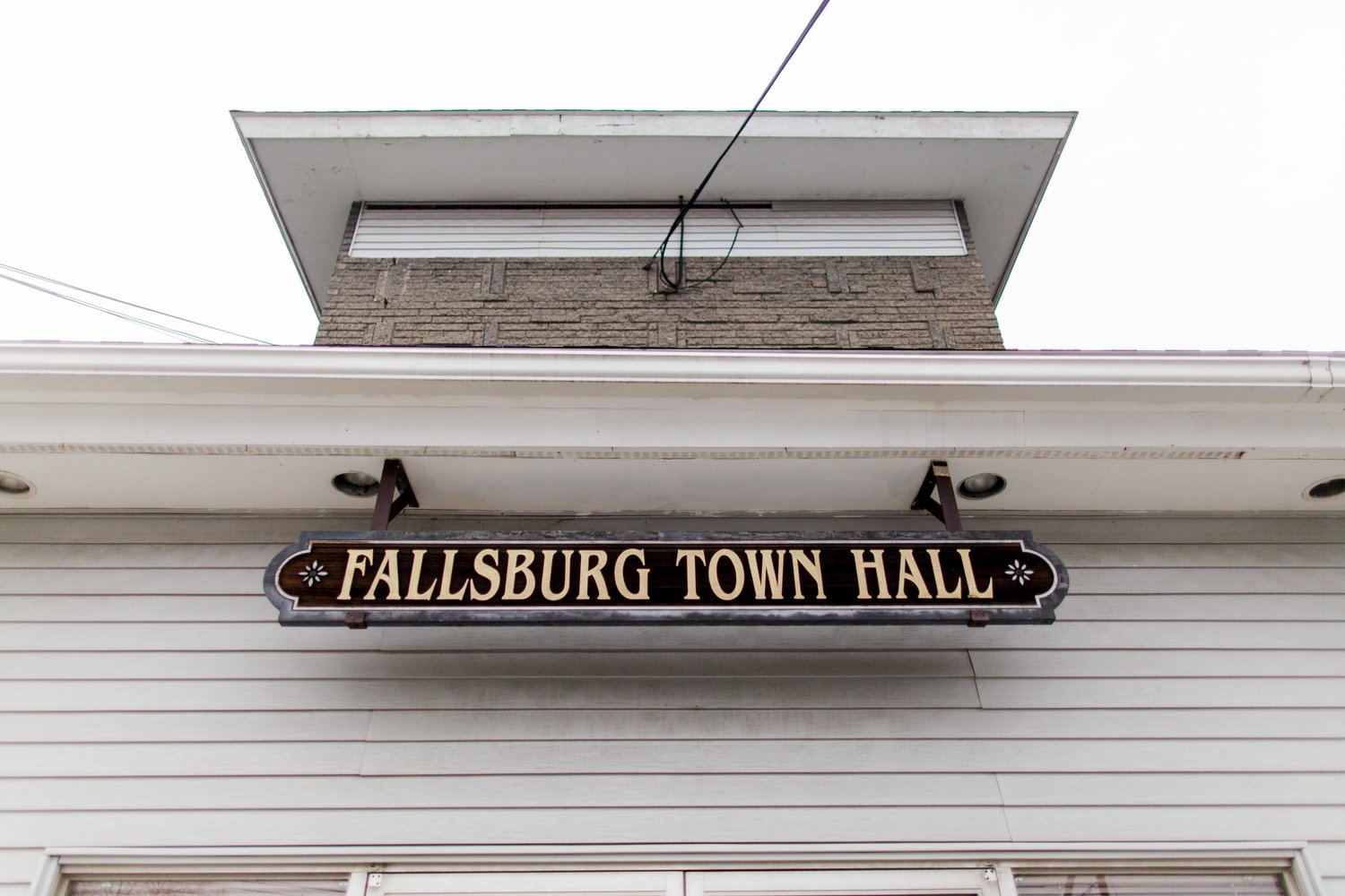 The Fallsburg Town Board will once again meet at the Fallsburg Town Court located at the town hall.