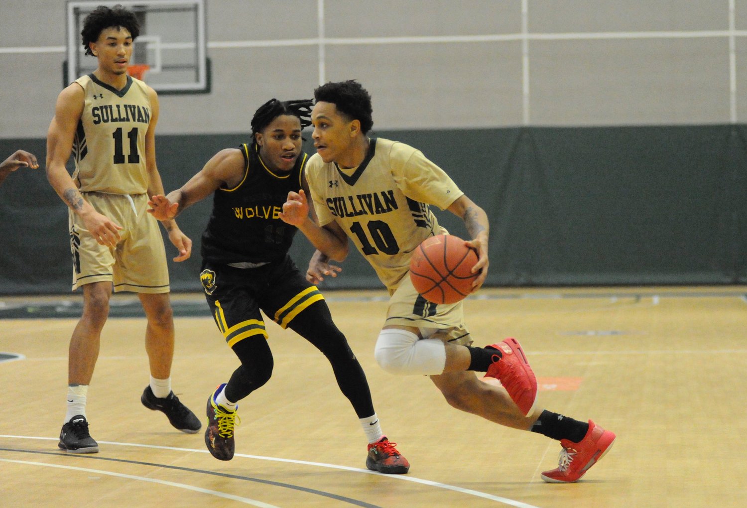 SUNY Sullivan Men’s Basketball sophomore guard Kareem Welch (#10).