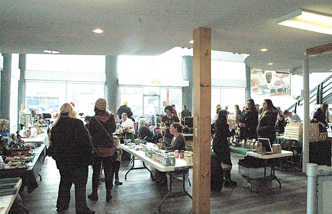 Staying warm inside the Roscoe Community Center were a number of vendors selling a variety of homemade goods, a bake sale of fresh goodies and a chili cook-off.