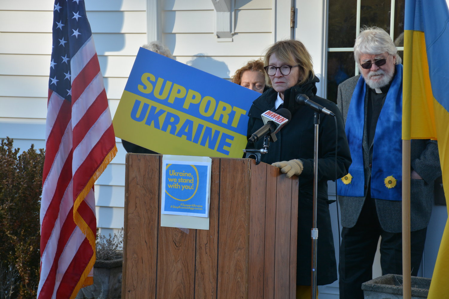 Assemblywoman Aileen Gunther shares a few words. "The United States really has to kick up their support of Ukraine," she said.