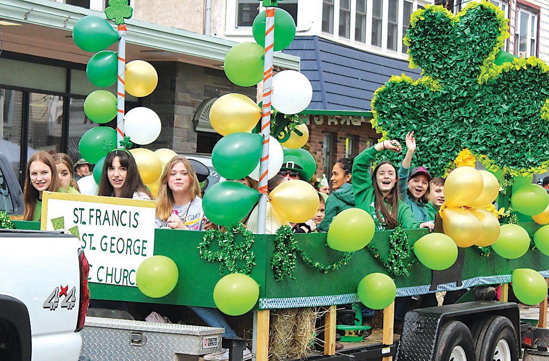 The church of St. George-St. Francis was one of the many skillfully decorated floats.