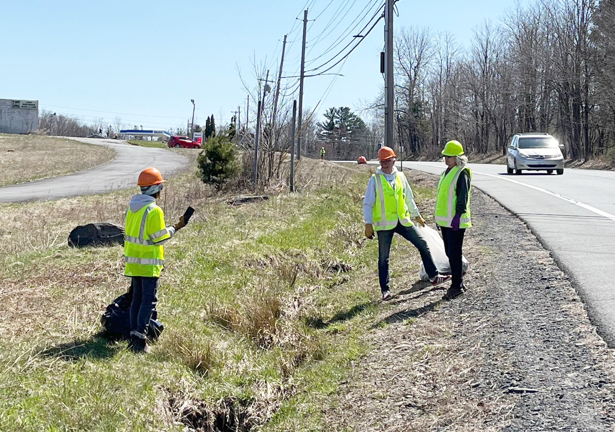 Wearing bright yellow vests and hard hats, nearly 30 SUNY Sullivan students, faculty, and staff were joined by community members and Town of Fallsburg officials Friday morning to clean up a two-mile stretch of Route 52.