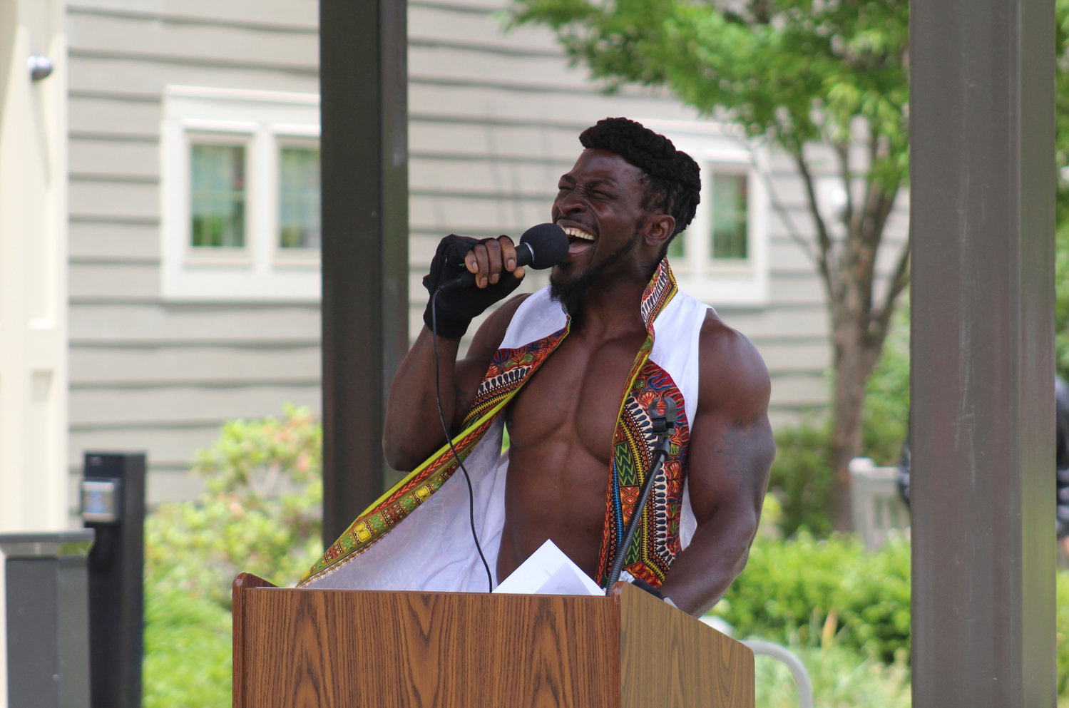 The day’s keynote address was entrepreneur and motivational speaker Damola Akinyemi, who spoke about the history of Juneteenth and carrying its lessons with us today.