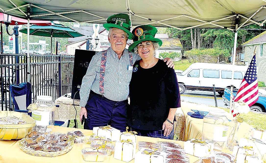 Jim and Roe Casey of Hawley, PA have been volunteering for St. Baldrick’s Day for the past ten years managing the Bake Sale. The Sale featured beautifully packaged homemade cookies, muffins, cakes and brownies. The Caseys said they loved doing the Bake Sale and volunteering and being a part of the work of St. Baldrick’s Foundation’s mission of finding a cure for pediatric cancer.
