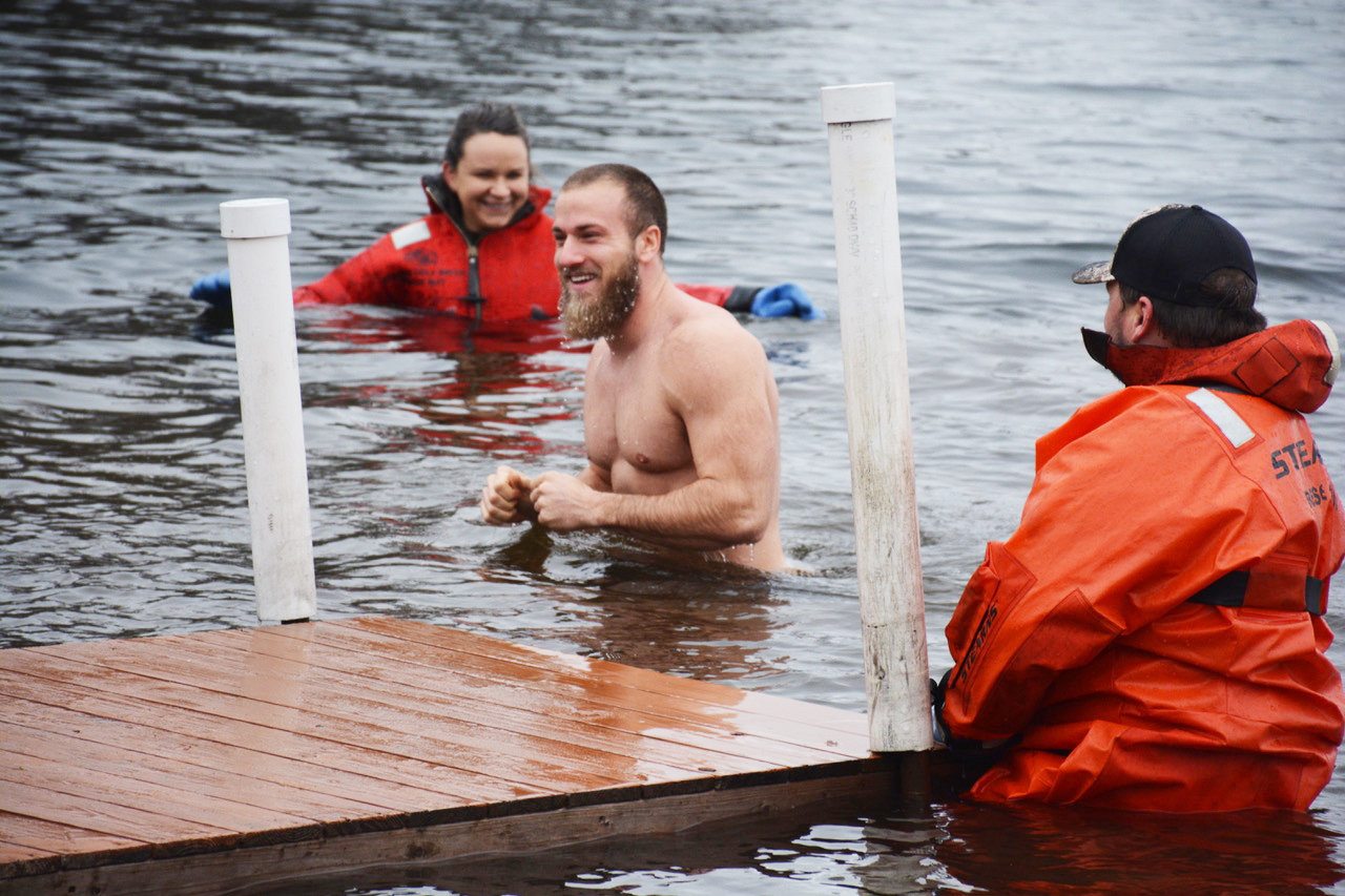 Jonny Gavin, one of Team Strike Out Alz’s newest members, takes the plunge for the first time.