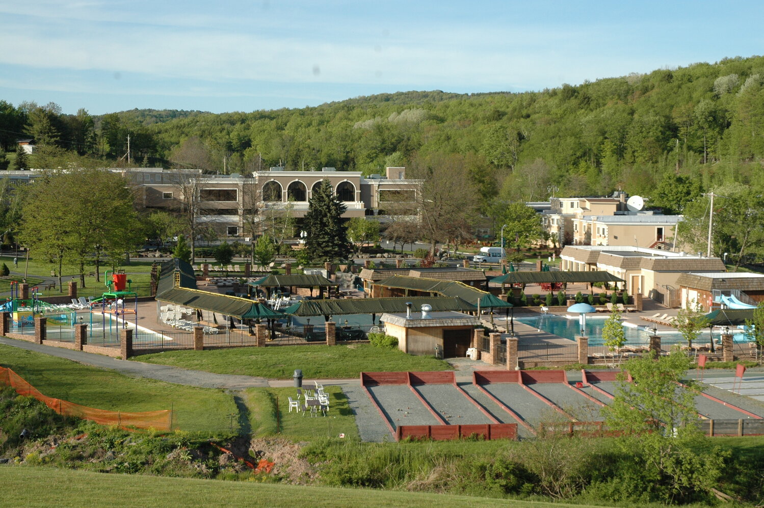 The Villa Roma Resort and Conference Center in Callicoon features five outdoor swimming pools, 18-hole golf course, ski hill, bocce courts, fitness center and many other amenities.