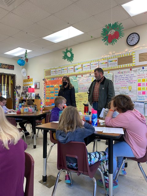 Mercy Rest Stop representatives Krista Kempton and Kirk Martin visited with Tonya Edgar&rsquo;s mixed-age class Tuesday, Jan. 18 at Skyline Elementary.