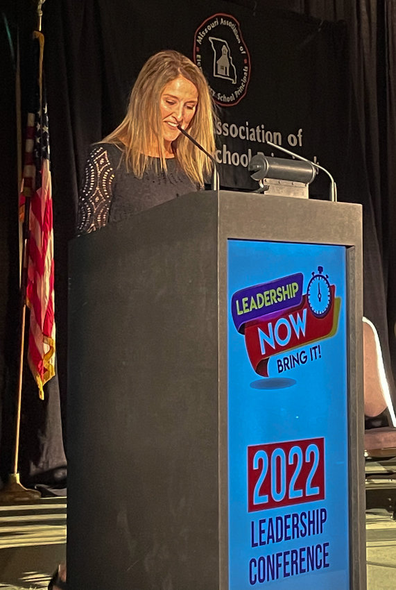 Parkview Elementary Principal Stephanie Jackson addresses the crowd Monday night after being named the 2022 Missouri Association of Elementary School Principals National Distinguished Principal at Lake of the Ozarks.