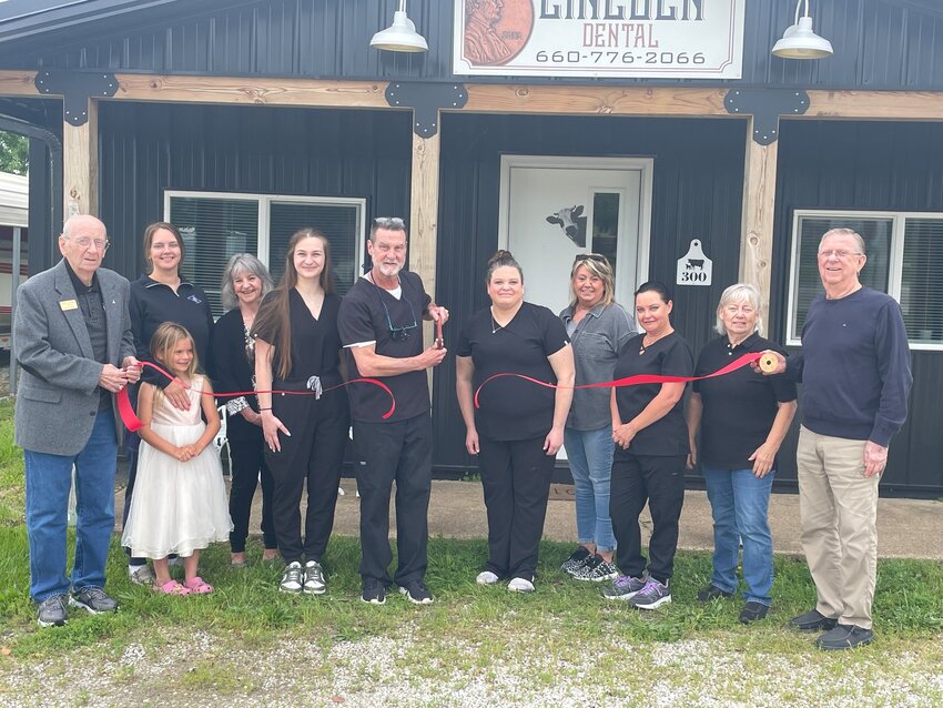 Lincoln Dental celebrated its grand opening with Benton County Economic Development on May 23.
