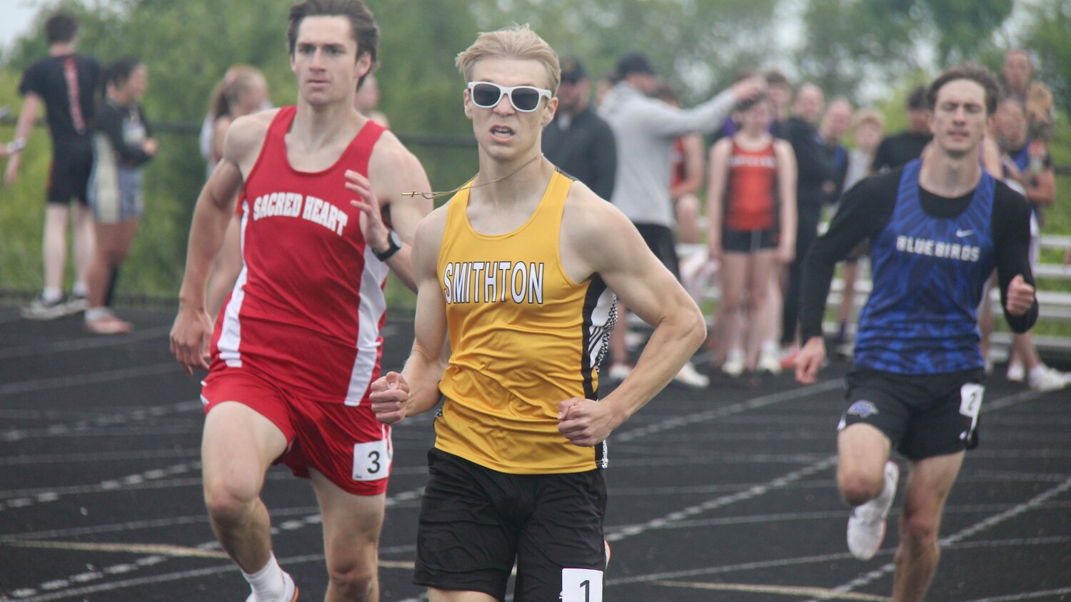 Smithton boys track & field rolls to Kaysinger championship