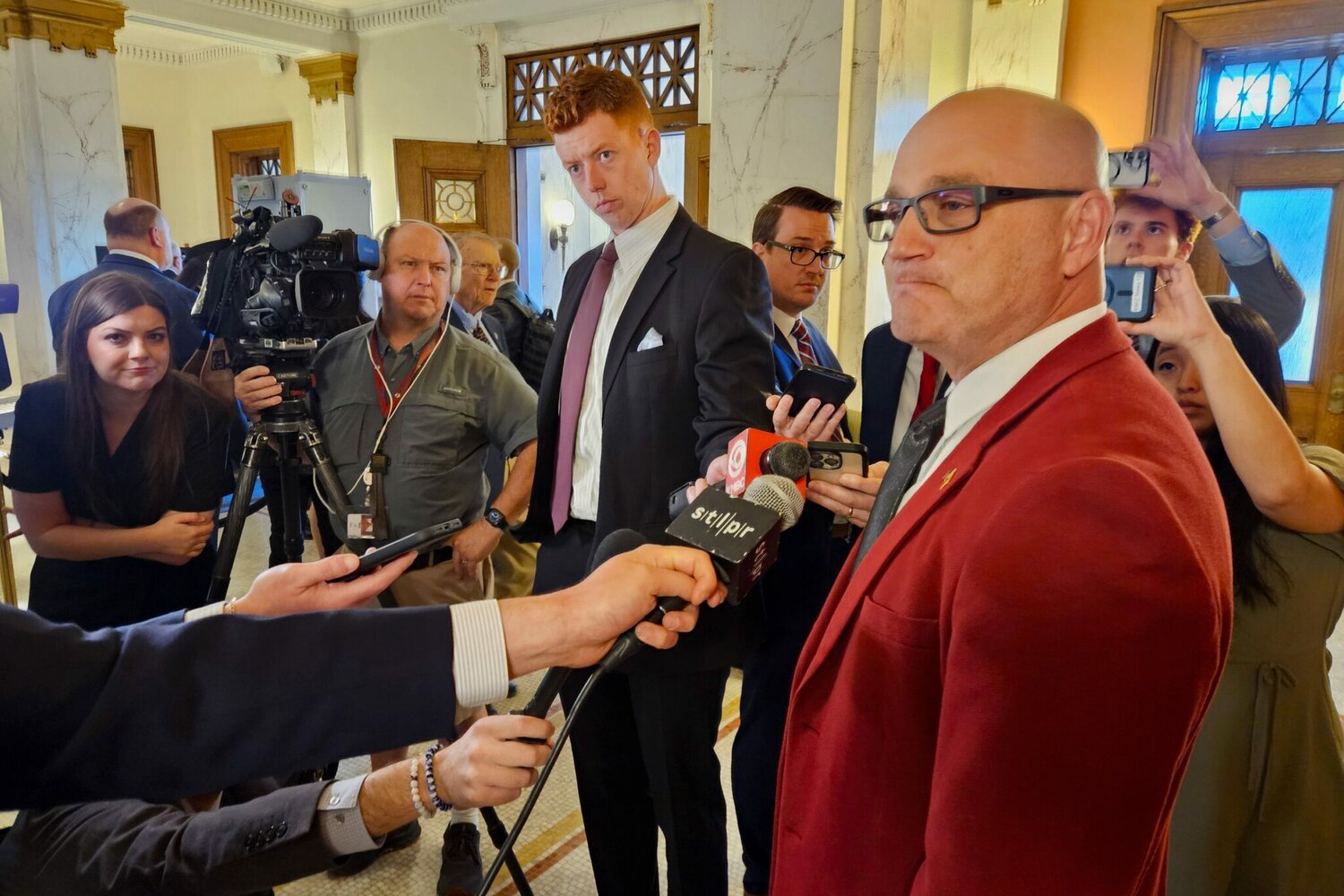 Missouri secretary of state sues to close records on redistricting referendum signatures